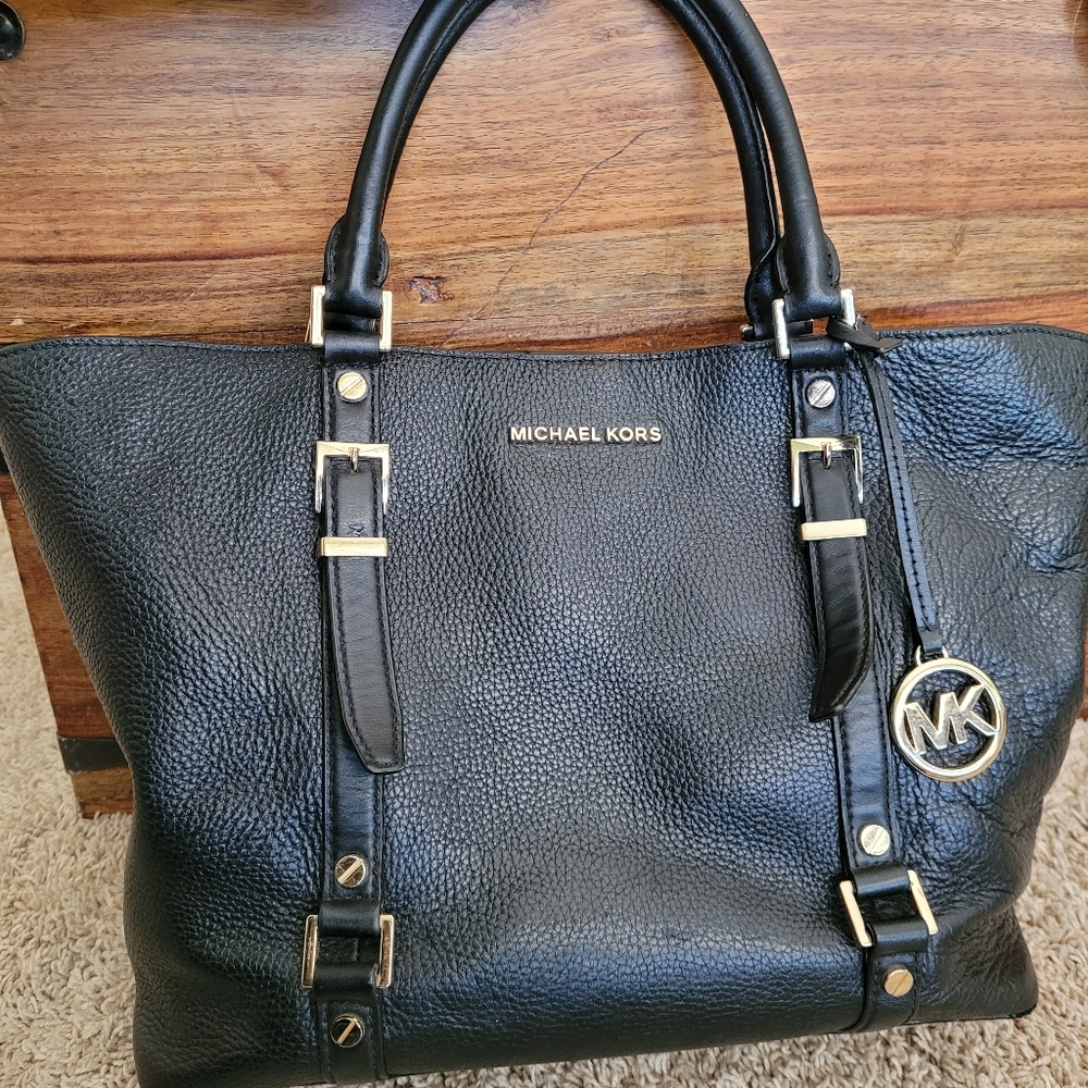 MICHAEL KORS Beford Legacy Pebbled Leather Sachel Tote Bag Black Casual